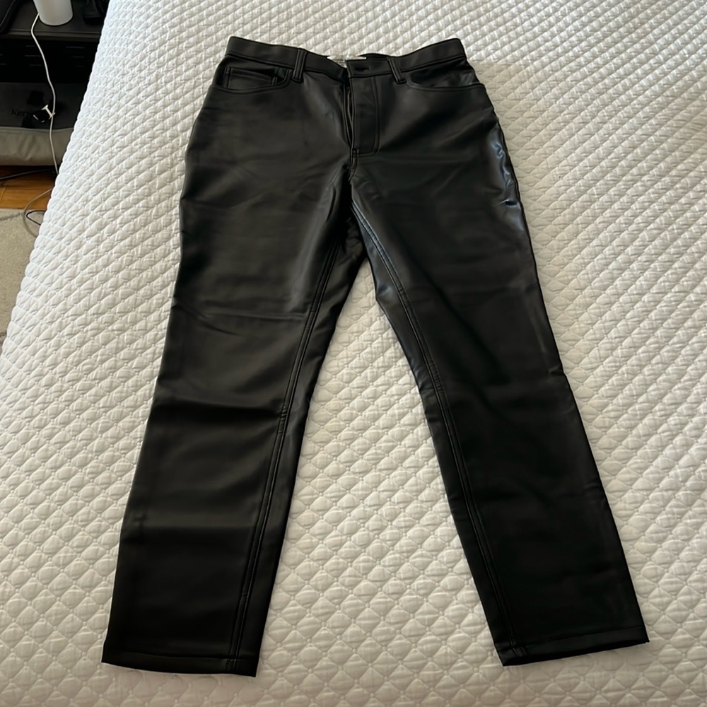 Black Abercrombie & Fitch Pleather Skinny High Rise Pants *NWT*